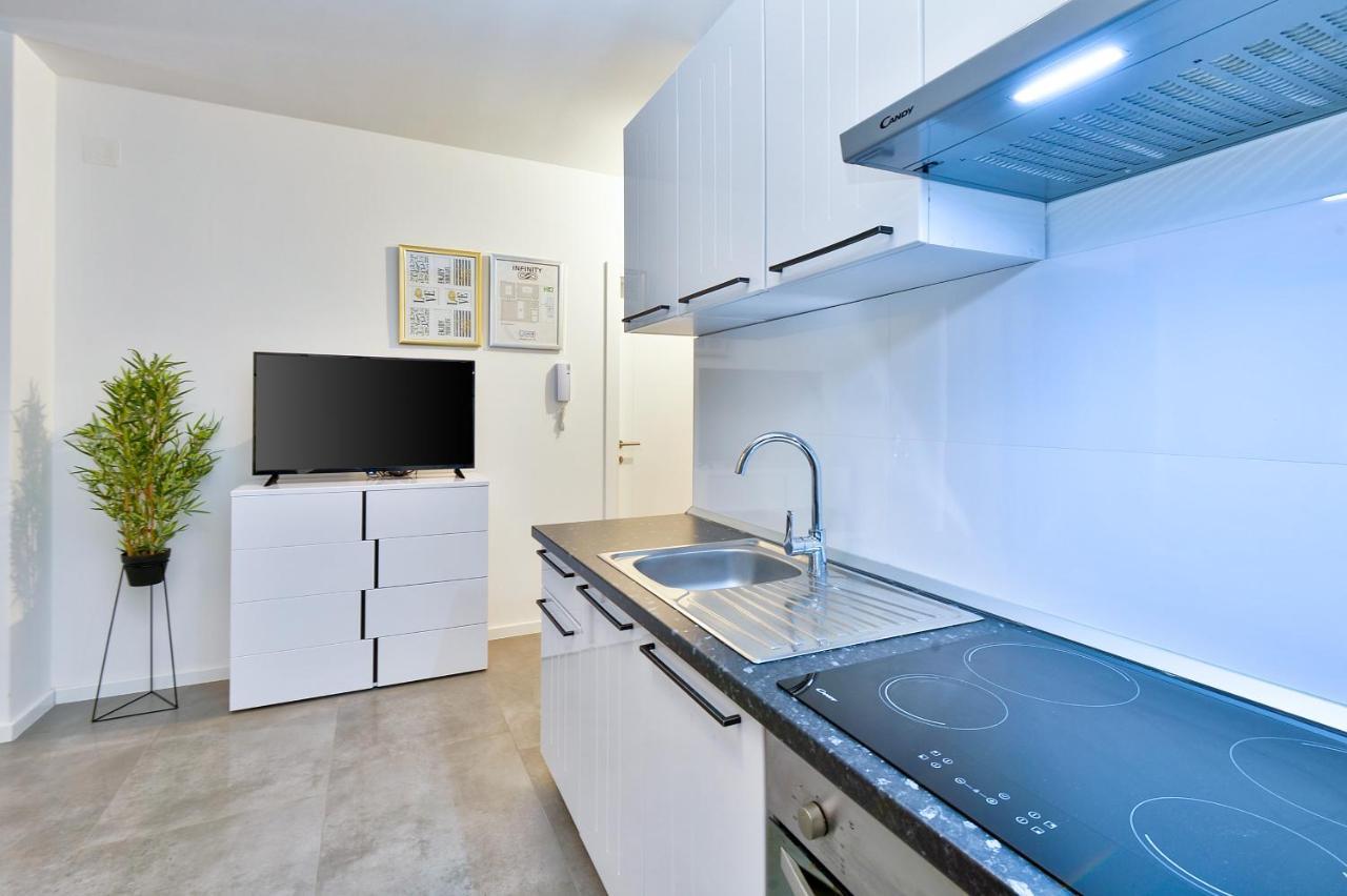 Relax Apartments Novalja Exterior photo
